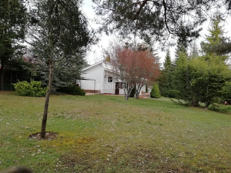 Foto 4028efd9-37ec-4783-997c-ed4dafda9f32. Casa a calle anselmo gutiérrez 2 a Vecilla (La)