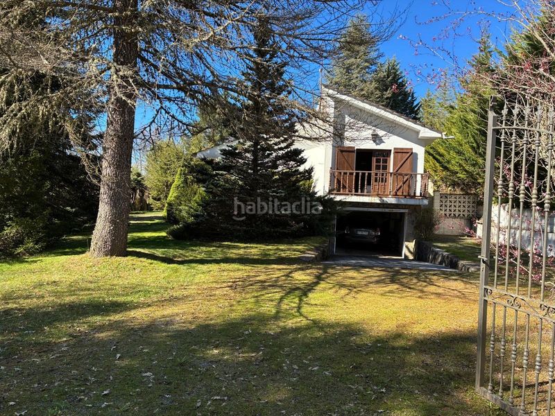 Foto 40f37d0f-c826-4042-8144-e21eddb7a87c. Casa a calle anselmo gutiérrez 2 a Vecilla (La)