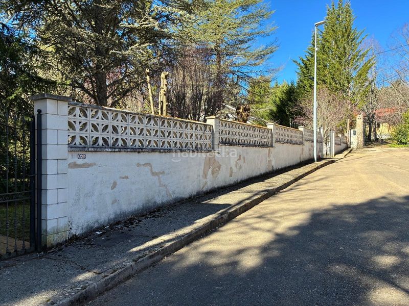 Foto 42cdff48-e1bc-4b3e-ba7a-d63fa677df84. Casa a calle anselmo gutiérrez 2 a Vecilla (La)