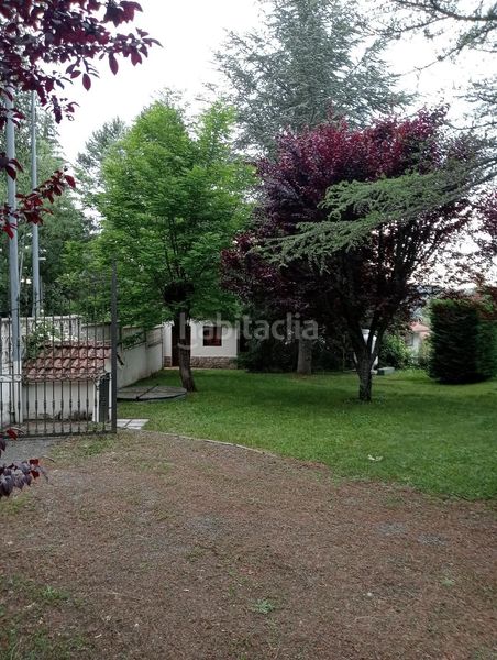 Foto 7a25b2c6-5e2c-49d0-ac5f-7c3403b9e002. Casa a calle anselmo gutiérrez 2 a Vecilla (La)