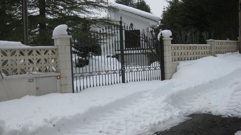 Foto ce490e6b-c5f8-4478-ae22-ee6a6303c26b. Casa a calle anselmo gutiérrez 2 a Vecilla (La)