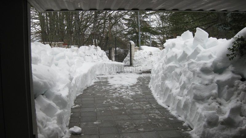 Foto d5481eea-c55e-4aa5-a77f-5fb6a4ebc562. Casa a calle anselmo gutiérrez 2 a Vecilla (La)