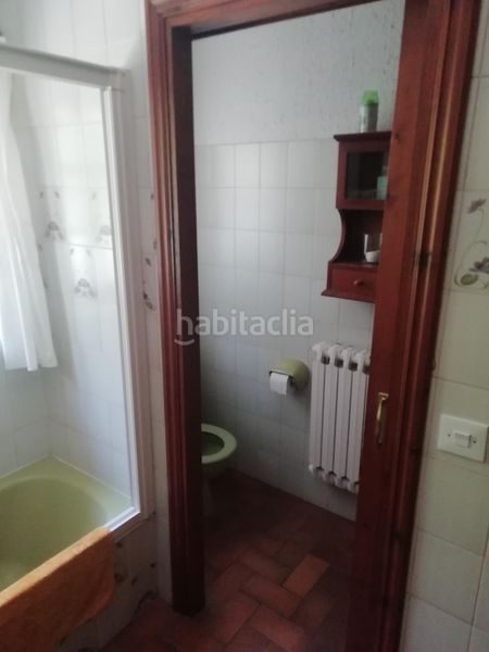 Foto ee91d6ff-2dc9-44bd-8d3c-91dc750eb4d1. Casa a calle anselmo gutiérrez 2 a Vecilla (La)