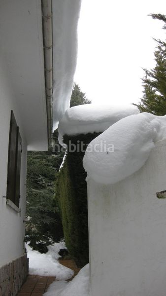 Foto ffe5a52c-e79c-4b1f-841d-efaeab6c35d8. Casa a calle anselmo gutiérrez 2 a Vecilla (La)