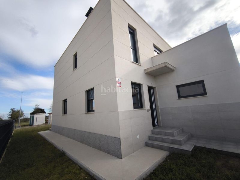 Foto 35871387-8d56-43fe-a2c6-ef8f6e17549e. Chalet espectacular chalet en Sariegos