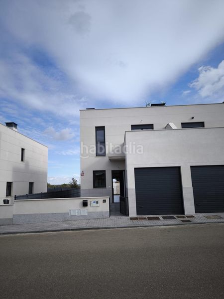 Foto 55afc316-6a1e-4cc5-b5b1-e6281db4bcc1. Chalet espectacular chalet en Sariegos