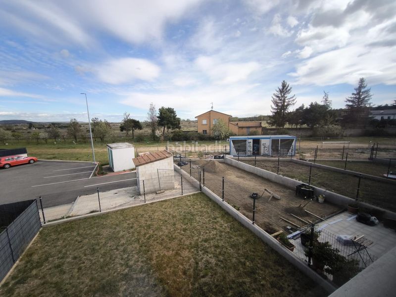 Foto b1eafdb8-619f-492b-a1f4-1a4a2596f22a. Chalet espectacular chalet en Sariegos