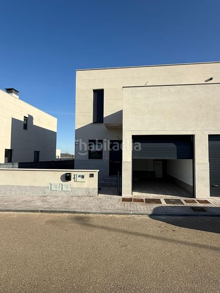 Foto b5d3900b-3334-4a78-996f-8fb98eeedfa1. Chalet espectacular chalet en Sariegos