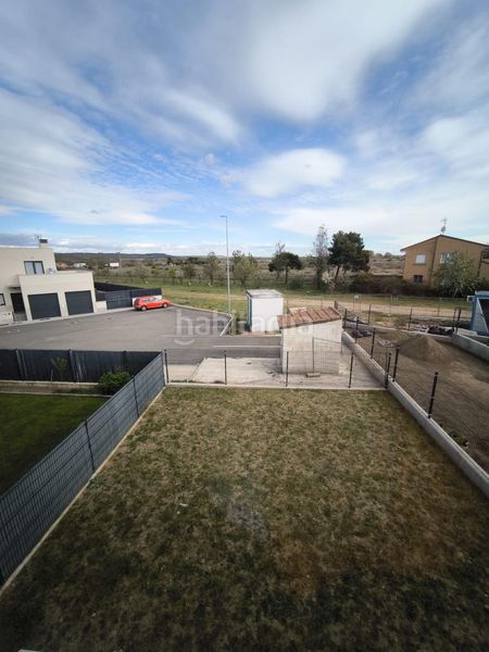 Foto c847b79f-e206-4b94-9e3c-2cbecf89a3f0. Chalet espectacular chalet en Sariegos