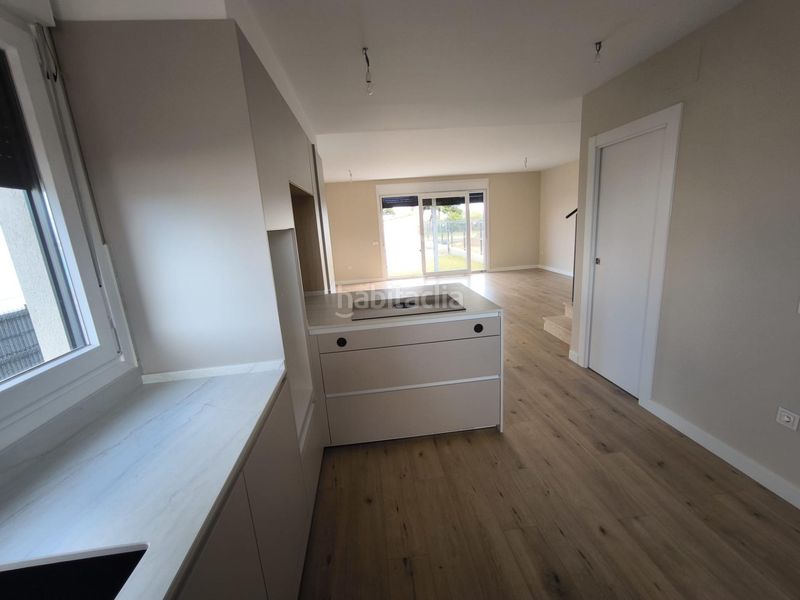 Foto d3b5b7b1-bf22-4550-a2b0-6462fd85b95c. Chalet espectacular chalet en Sariegos