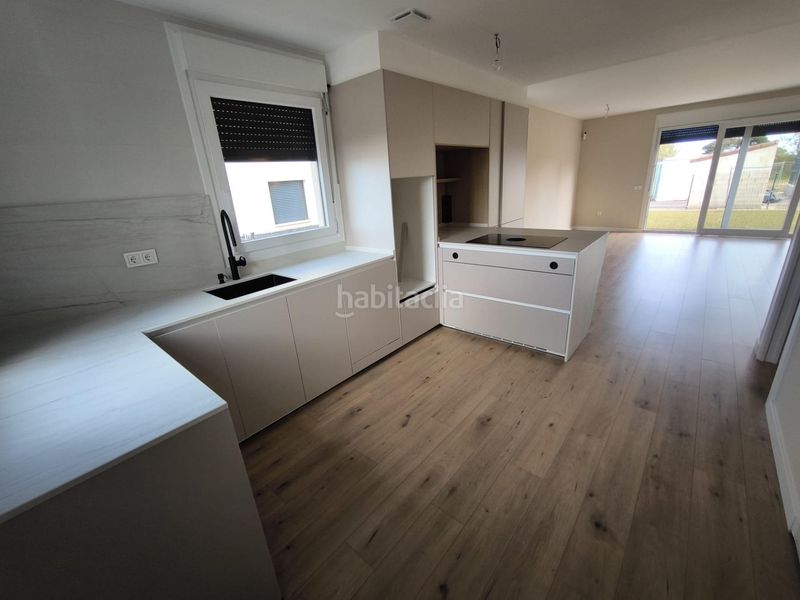 Foto f3ca3198-4b92-41ab-8dd2-b5eb20c094d0. Chalet espectacular chalet en Sariegos