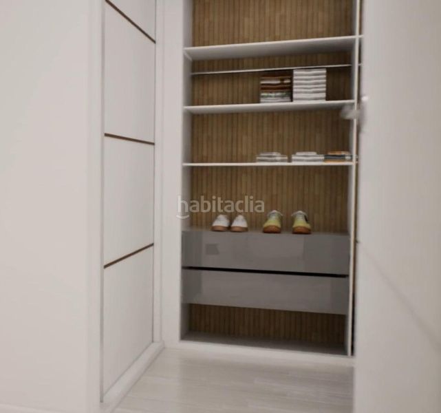 Foto b7e40460-26e8-4507-ad1e-d86b09d23158. Piso espectacular piso de tres habitaciones con terraza en La Lastra en León