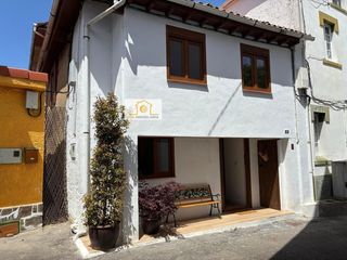 Casa  Plaza marqués de muros. Estrena casa reformada en el centro de muros de nalon asturias