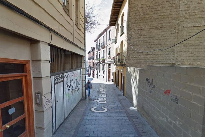 Foto 76abc5b0-7657-47a1-a075-189069b195ef. Aparcament cotxe a calle calle misericordia 3 a Casco Antiguo León