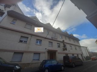 Edifici a Calle herminio rguez 3. Venta de hostal en boñar leon