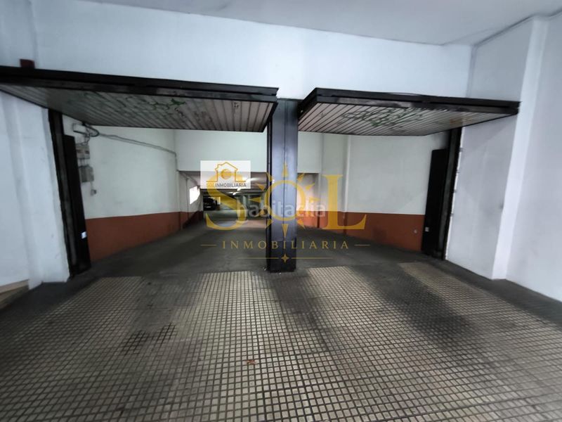 Foto 3f739b12-6d47-49e5-b072-486ea45c4801. Alquiler parking coche en calle san lorenzo 4 alquiler de plaza de garaje zona catedral de leon en León
