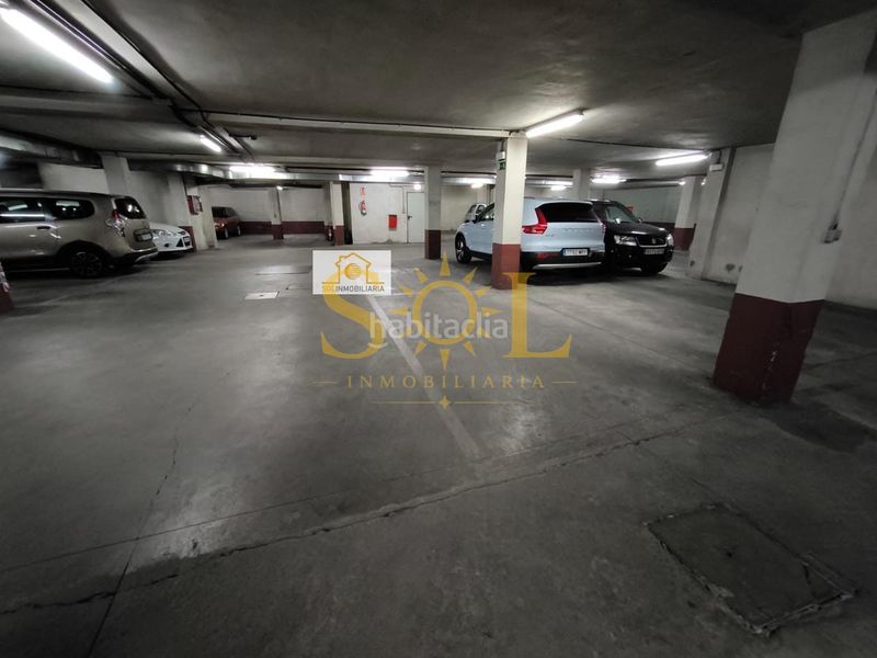 Foto 5230039b-0903-4961-97c9-addd0275f2bc. Alquiler parking coche en calle san lorenzo 4 alquiler de plaza de garaje zona catedral de leon en León