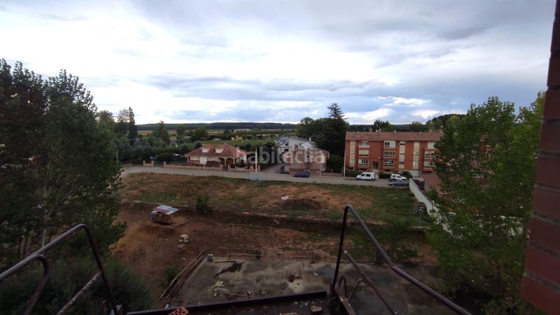 Foto 6d2c61ae-22af-4a99-8d25-55f72ec54eb8. Pis a Benavides