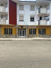 Geschäftsraum in Matallana de Torío. Local en calle leoncollanzo