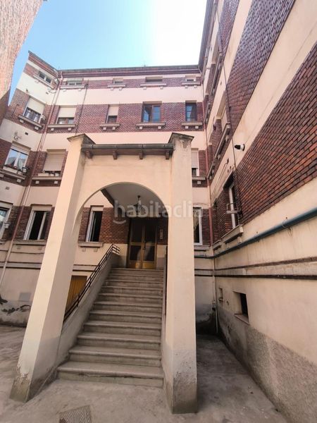 Foto ce60a33d-65c7-4aee-ae13-1a6a705d675b. Pis amb calefacció a Centro Ciudad León