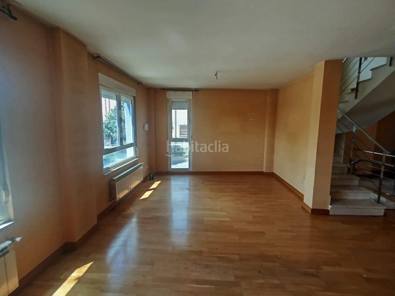 Foto b602ecff-839c-4a1b-b77a-9c6324efa81c. Casa aparellada a calle del herrero a Sariegos