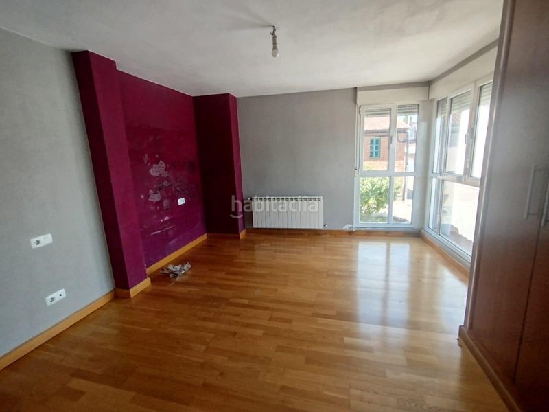 Foto cf8cf344-6fc9-4911-858e-8949182e1114. Casa aparellada a calle del herrero a Sariegos