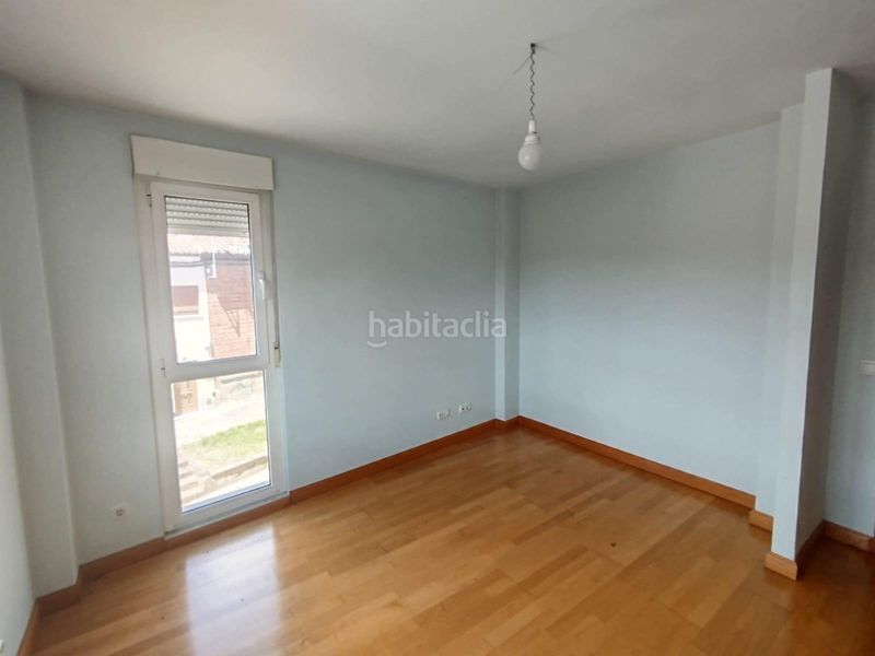 Foto d0fa3165-c1b5-43f3-b3e7-0205761bd026. Casa aparellada a calle del herrero a Sariegos