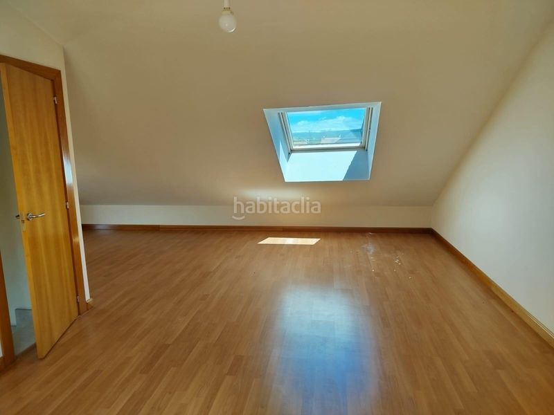 Foto d18fd544-54d0-4564-91bc-775636b4d7e9. Casa aparellada a calle del herrero a Sariegos