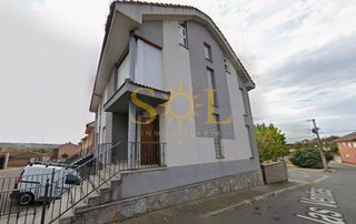 Casa pareada en Calle del herrero 33. Chalet pareado en pobladura de bernesga león