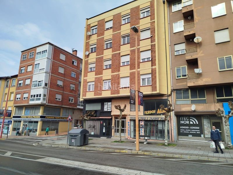 Foto c21c1bae-e785-4d61-9019-b766e511ebb5. Pis a Flores de Sil - La Placa Ponferrada