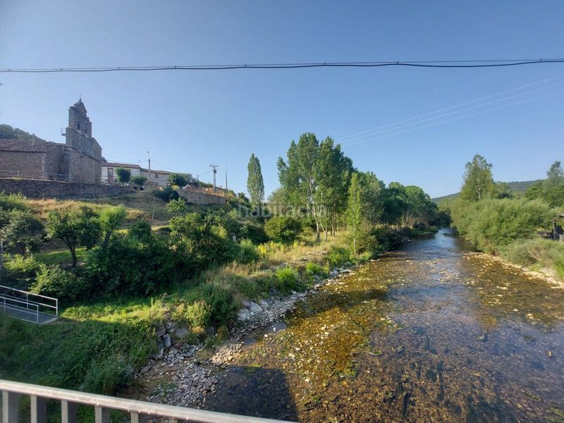 Foto 0133a762-e3b1-4def-8268-8454d344c4dc. Casa amb aparcament a Garrafe de Torío