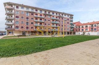 Local Comercial a Calle La Lastra 53