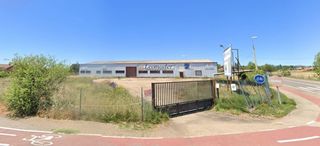Fabrikhalle in Villaquilambre. Industrial en calle santandvillaro
