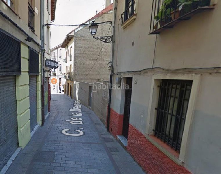 Foto 5e336b04-e68f-43a7-bd79-21bbc2810048. Aparcament cotxe a Casco Antiguo León