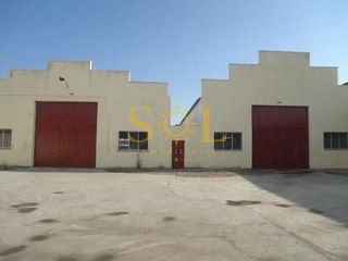 Nave industrial en Calle Cuesta Luzar-tc 33