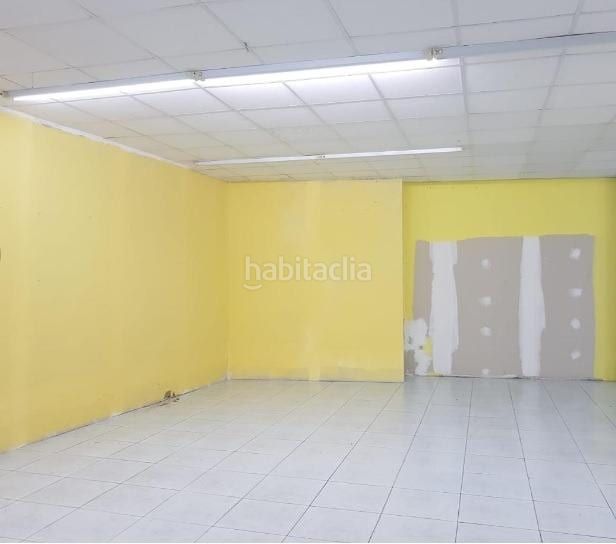 Foto 7840e799-9169-4d4b-876d-b03e2f7ba803. Local comercial a Robla (La)
