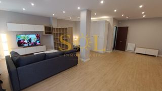 Etagenwohnung in Gran vía de san marcos 37. Loft recien reformado en pleno centro