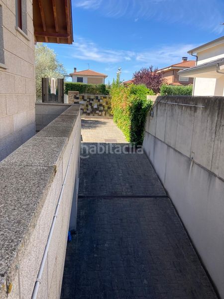 Foto e1d4b38d-0c32-42ba-a762-da661f44c69b. Xalet amb calefacció piscina a Las Eras de Renueva León