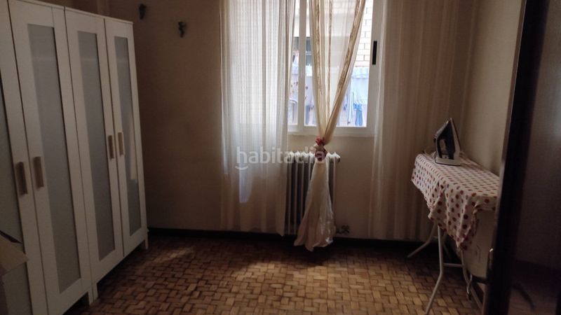 Foto b39e0bc6-011d-4e70-bd5e-1ea6c7f8e70f. Pis amb calefacció aparcament a Bañeza (La)