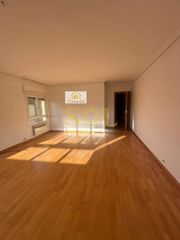 Flat in Calle Padre Isla 54