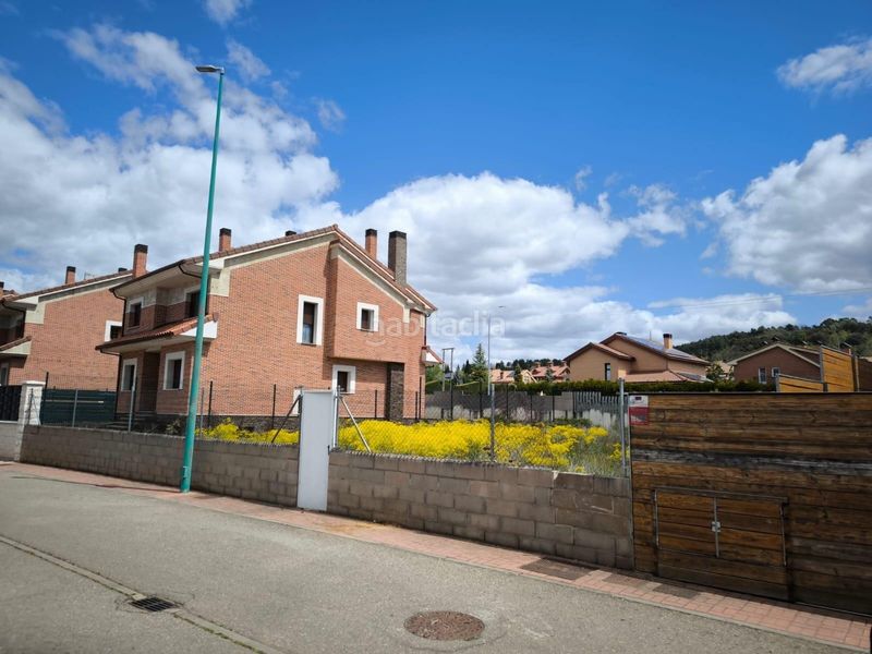 Foto 34867137-a1bb-4f73-8b4d-34261d546056. Terreno residencial solar en calle monte san isidrocl en Sariegos