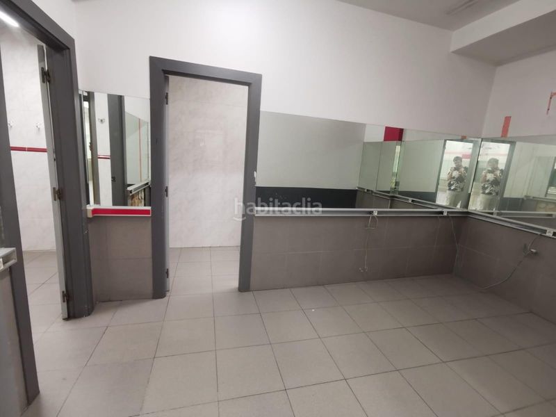 Foto ffd7536e-a987-4e20-a670-e74d0b3d183e. Local comercial a Centro Ciudad León