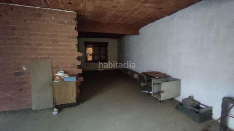 Foto b4018424-689a-450b-aaa4-576e60eb87fa. Edifici a Santa María del Páramo