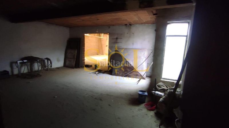 Foto ec7a91e3-a380-48e9-b9ae-96d3c66ad36a. Edificio en calle manuel verdejo 5 edificio en santa maría del paramo con gran potencial para reforma en Santa María del Páramo