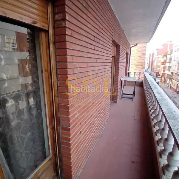 Foto 2b4b756a-9aad-4a91-be26-e4d145503b64. Edifici a calle medul 7 a San Mamés - La Palomera León