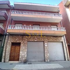 Édifice à Calle medul 7. Oportunidad edificio en la palomera cerca universidad