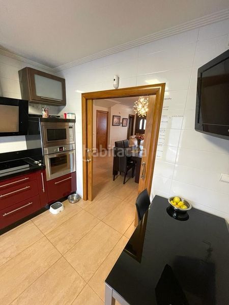 Foto 8456a4ac-2c79-4627-a3d5-81b8dd4054d6. Casa adossada a calle barrio a Sariegos