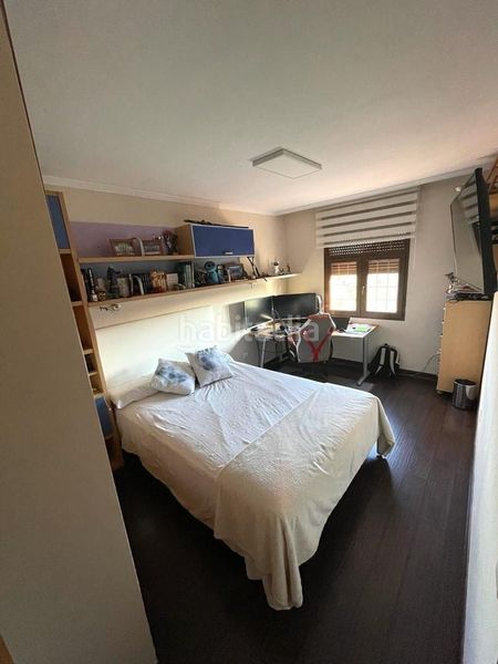 Foto bf321109-e6c9-4e63-ac96-9faa53017510. Casa adossada a calle barrio a Sariegos