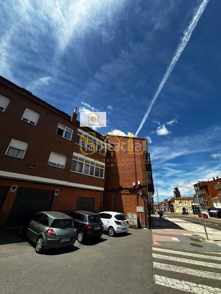 Foto a34ec2af-9a41-4903-b962-cfa52f30b212. Apartament a calle santo tomas-pc 2 a Puente Castro León