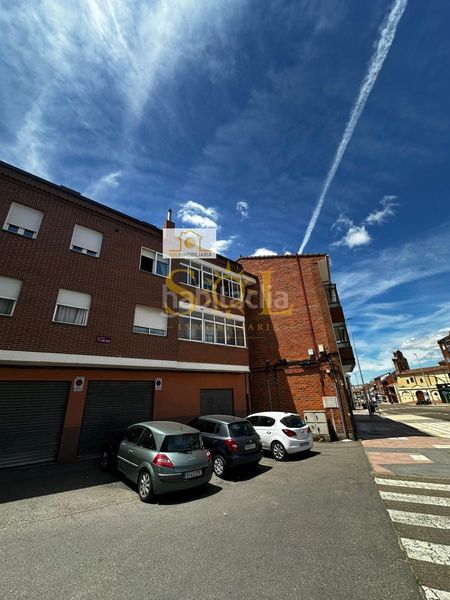 Foto b4500cbb-a4e1-407d-8ee9-a8f82925e8e0. Apartament a calle santo tomas-pc 2 a Puente Castro León